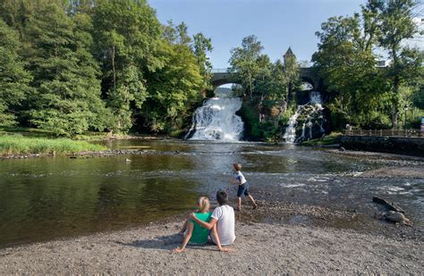 watervallen van coo parkeren|Wandeling in Coo: watervallen, spaarbekkens en。